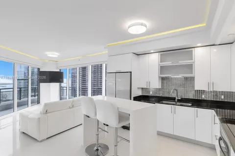 $599,900 | 60 Southwest 13th Street, Unit 2500, Miami, FL 33130