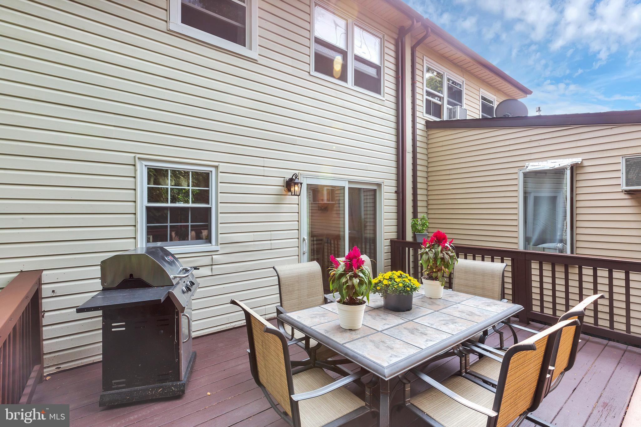 349 Hillside Road Ridley Park, PA 19078 - Photo 37 of 40 Deck