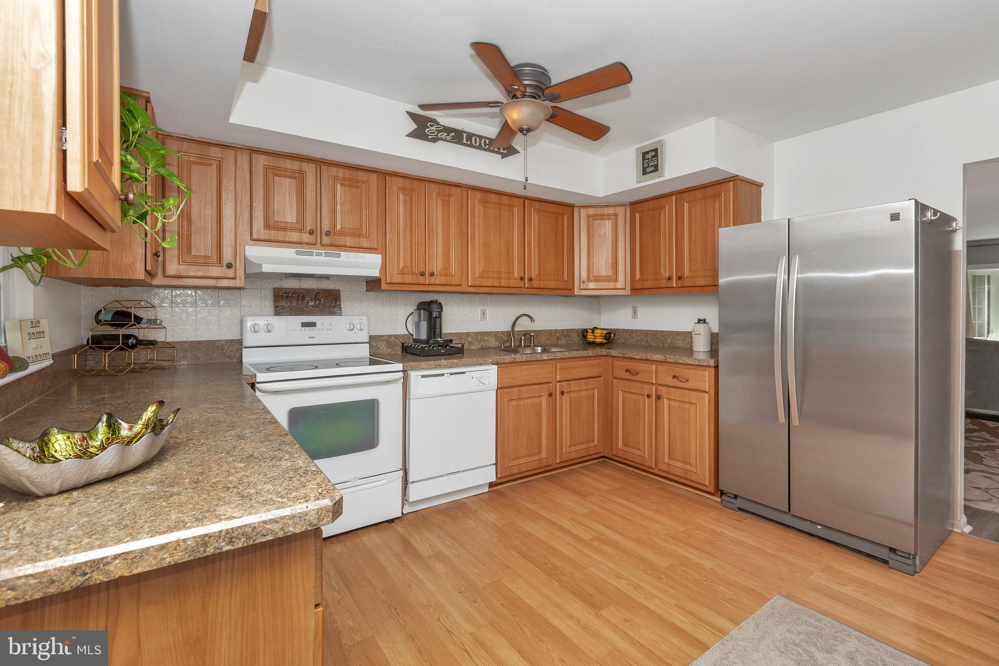 349 Hillside Road Ridley Park, PA 19078 - Photo 7 of 40 Kitchen