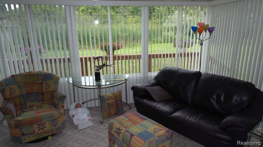 47256 Curtis Road Northville, MI 48168 - Photo 12 of 19 2014-08-04 02.14