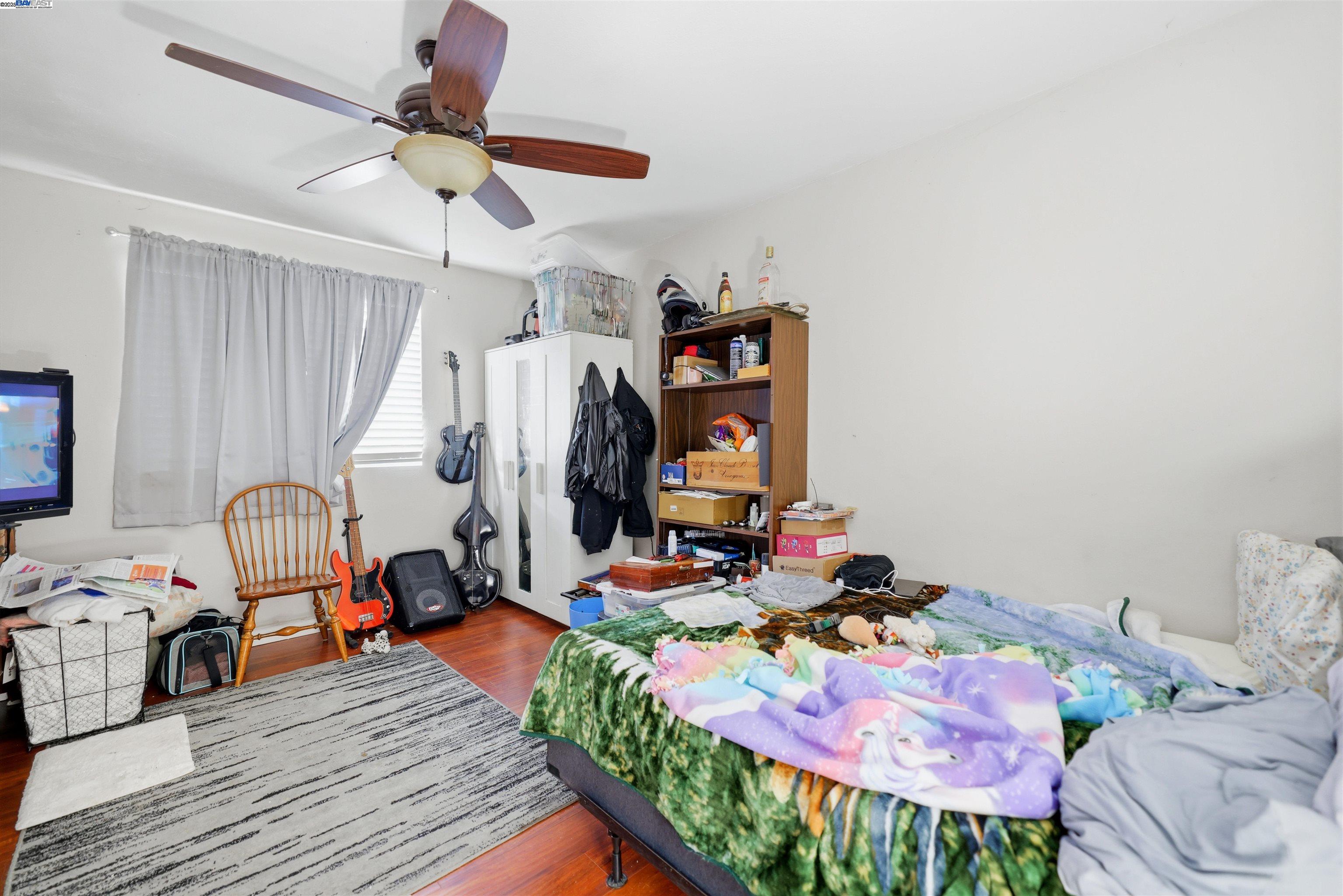 1040 Delacy Avenue Martinez, CA 94553 - Photo 18 of 52 a view of a workspace with furniture and toys