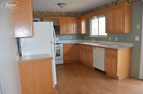 5255 Torrey Road Flint, MI 48507 - Photo 13 of 20 20181644-12.JPG