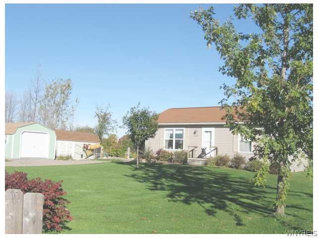 14587 Baker Road Carlton, NY 14477 - Photo 1 of 1 Exterior Front