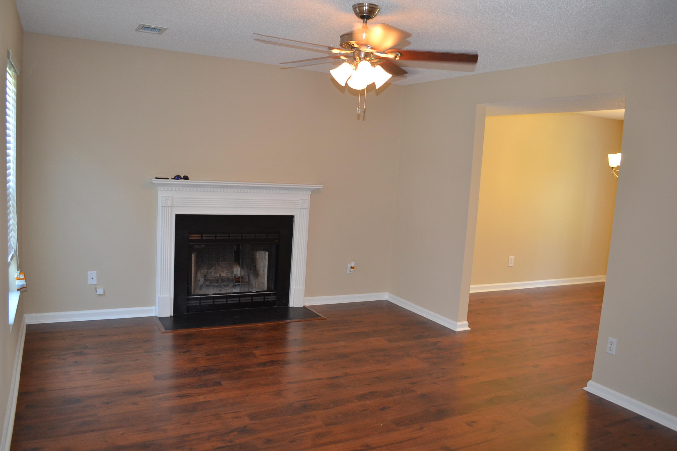129 Whaler Road Summerville, SC 29485 - Photo 3 of 4 2015-06-19 12.21.21