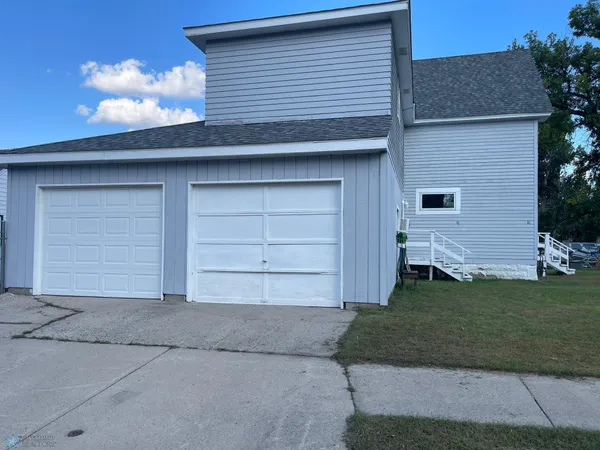 $138,000 | 108 6th Avenue West, Lisbon, ND 58054