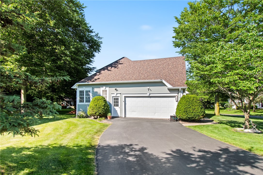 172 English Station Road Greece, NY 14616 - Photo 2 of 37