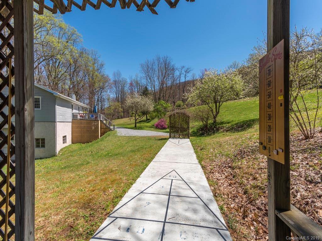 1114 Saunook Road Waynesville, NC 28786 - Photo 18 of 21