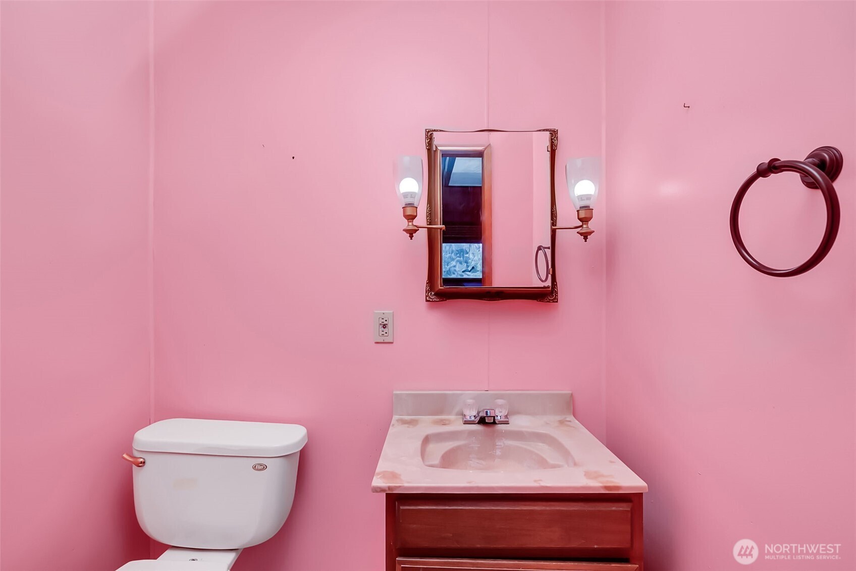 8637 24th Avenue Southwest Seattle, WA 98106 - Photo 20 of 35