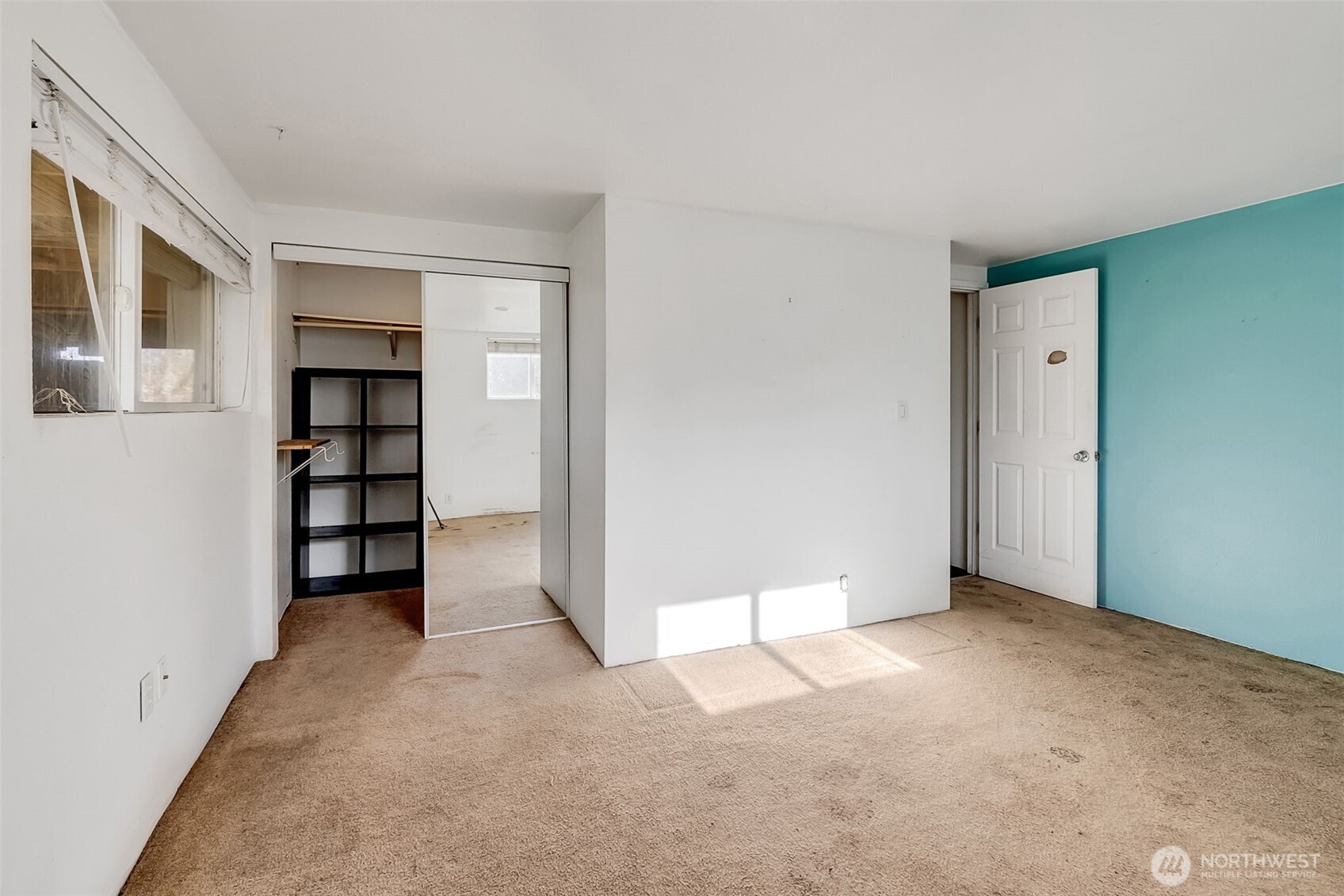 8637 24th Avenue Southwest Seattle, WA 98106 - Photo 28 of 35