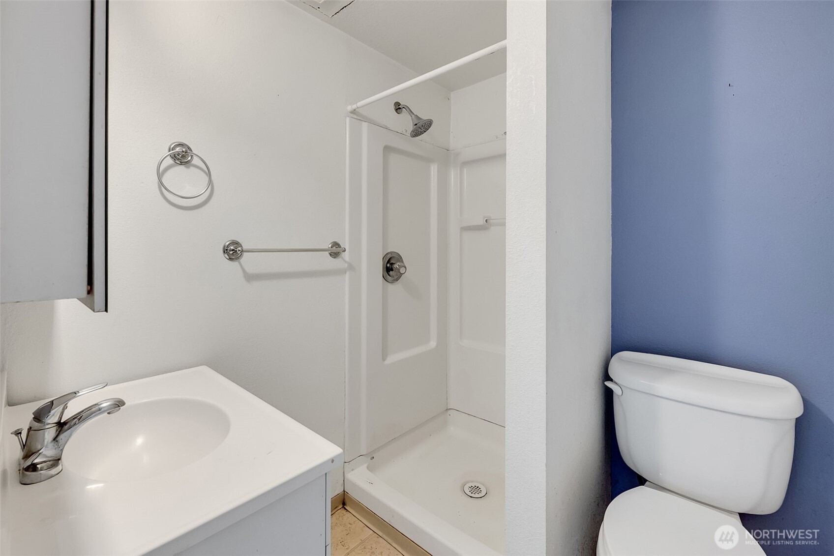 8637 24th Avenue Southwest Seattle, WA 98106 - Photo 29 of 35