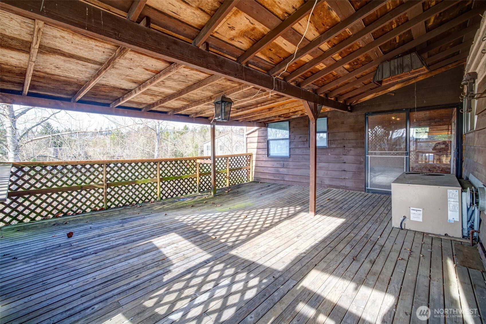 8637 24th Avenue Southwest Seattle, WA 98106 - Photo 33 of 35