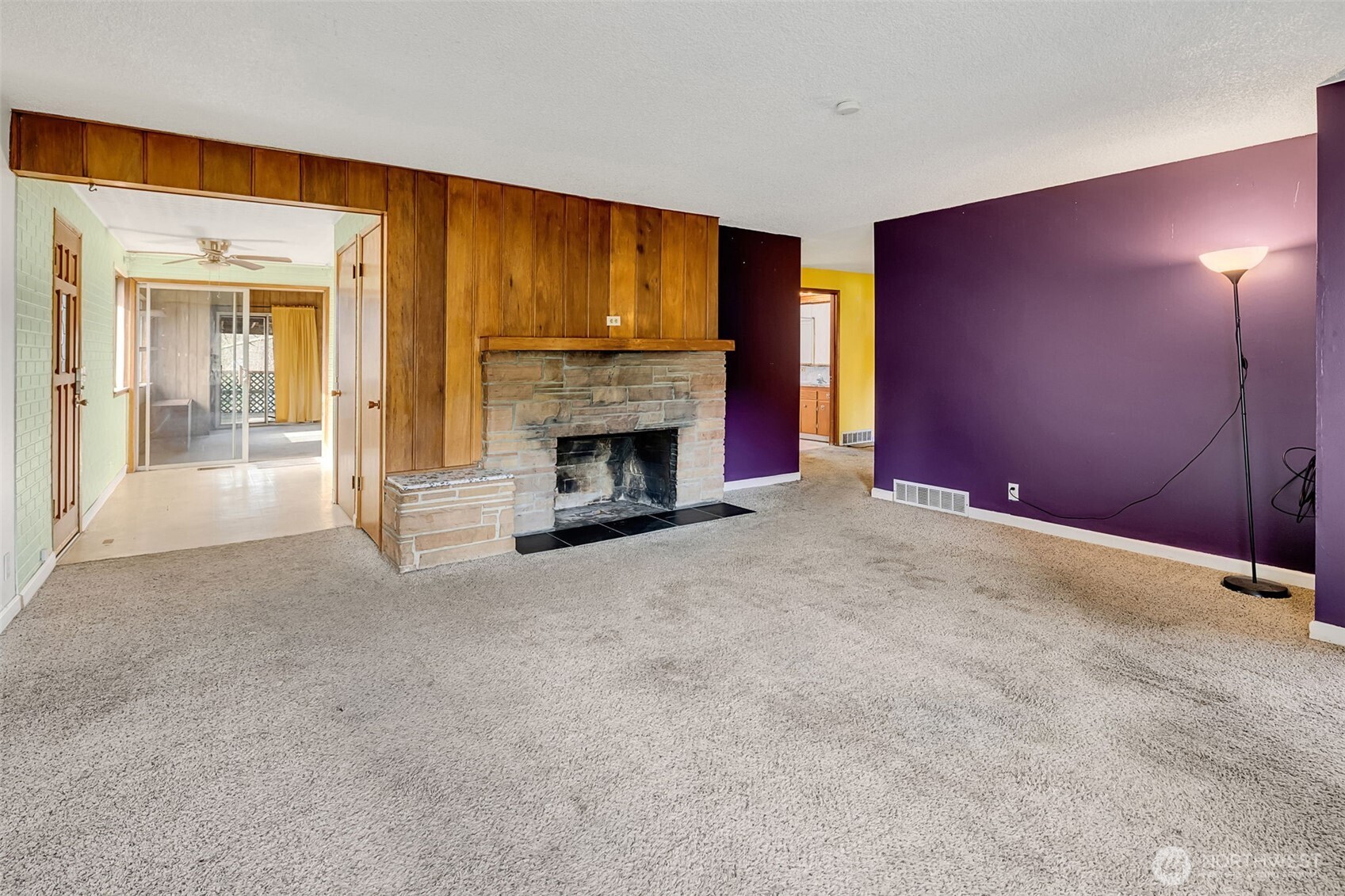 8637 24th Avenue Southwest Seattle, WA 98106 - Photo 8 of 35