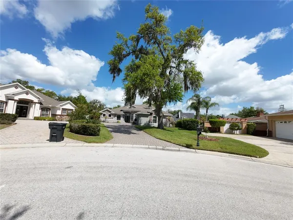 $1,150,000 | 2120 Southern Oaks Lane, Lakeland, FL 33813