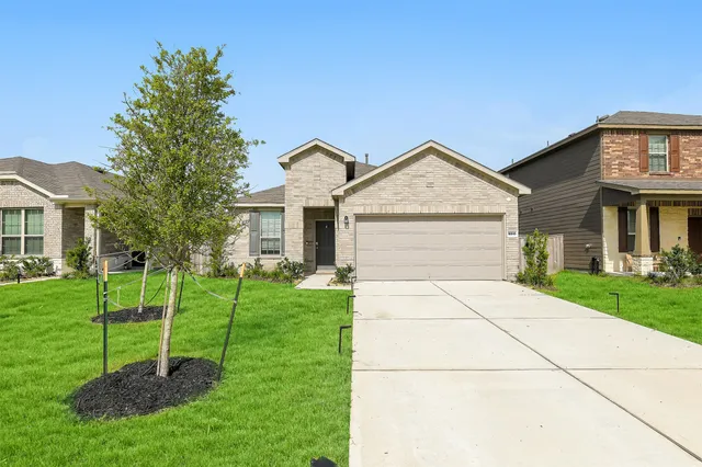 $1,900 | 16910 Elm Grove Road, Conroe, TX 77302