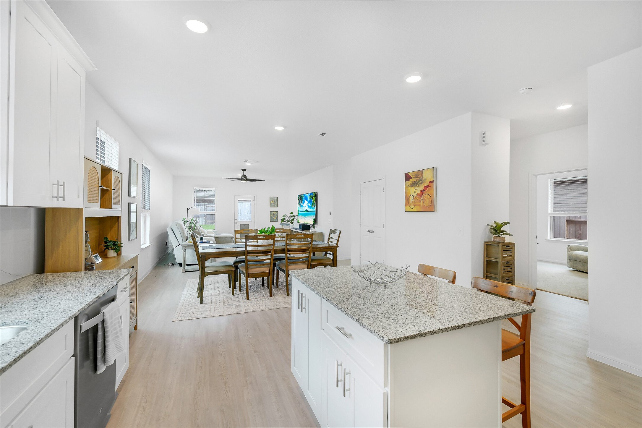 16910 Elm Grove Road Conroe, TX 77302 - Photo 8 of 33