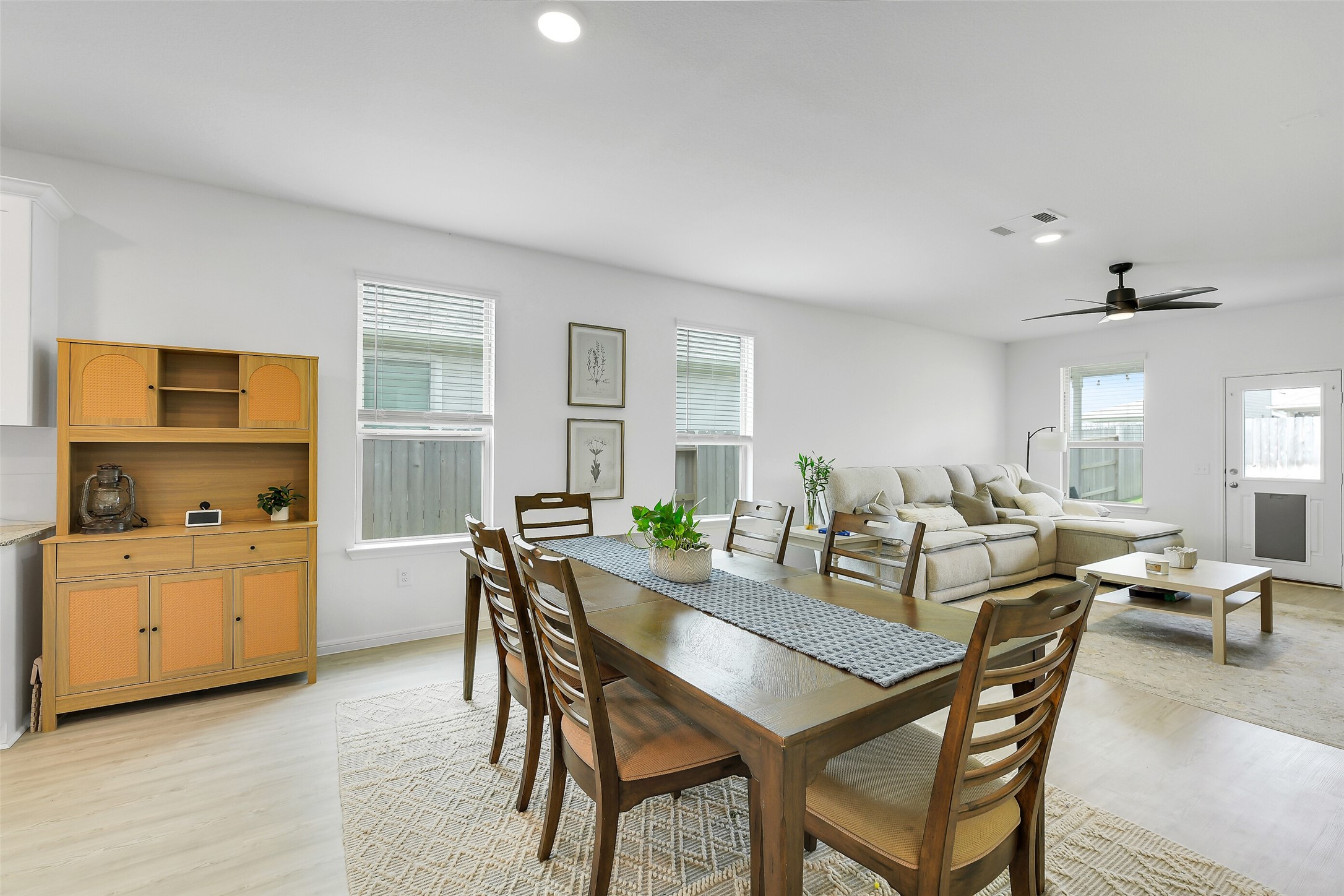 16910 Elm Grove Road Conroe, TX 77302 - Photo 10 of 33