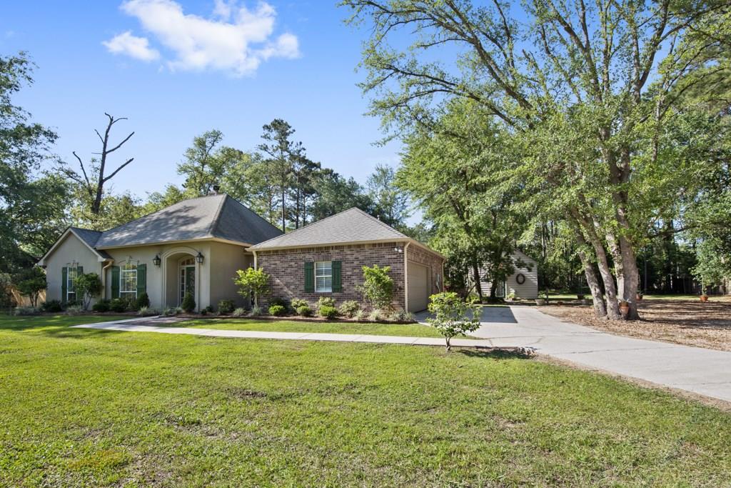 740 Brewster Road Madisonville, LA 70447 - Photo 4 of 35 Gallery Image 4