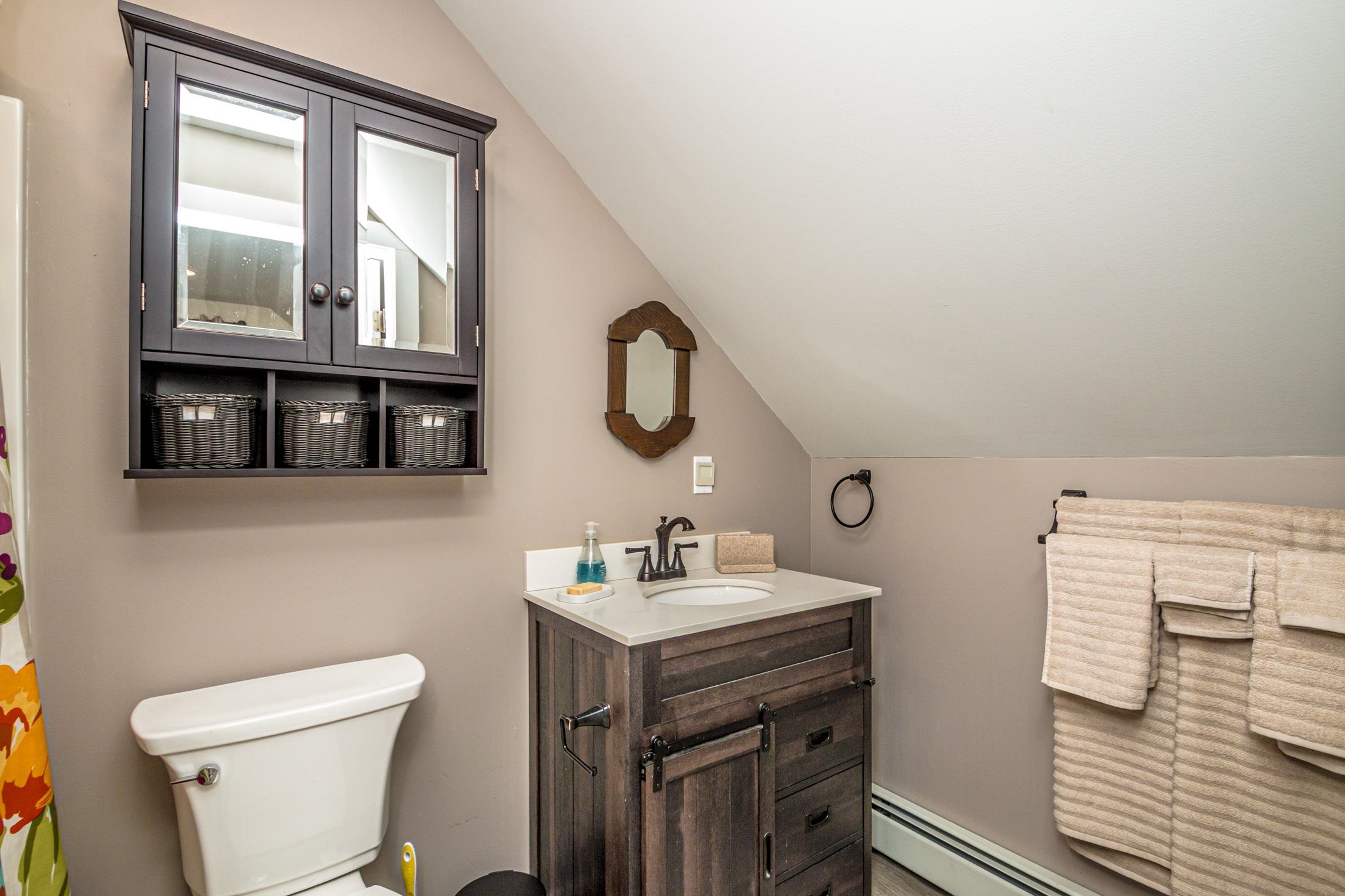 93 Elm Street Lancaster, NH 03584 - Photo 20 of 47