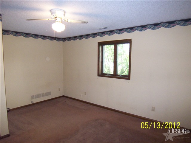 62 West Wayne Lane Decatur, IN 46733 - Photo 6 of 19