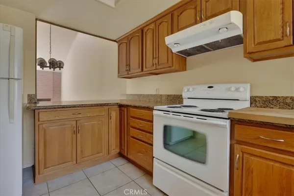 $1,199,900 | 25 Dogwood South, Irvine, CA 92612