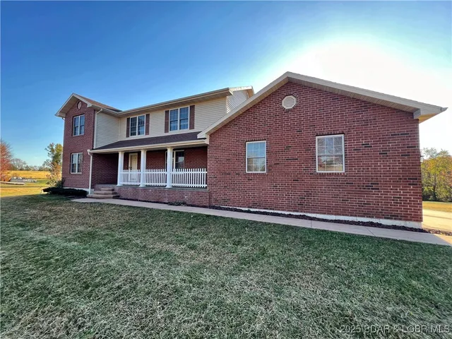 $360,000 | 12 Bonnie Drive, Iberia, MO 65486