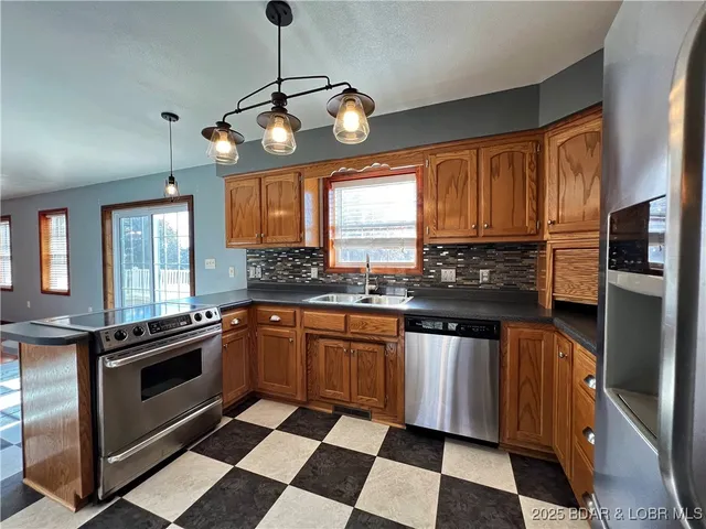 $360,000 | 12 Bonnie Drive, Iberia, MO 65486