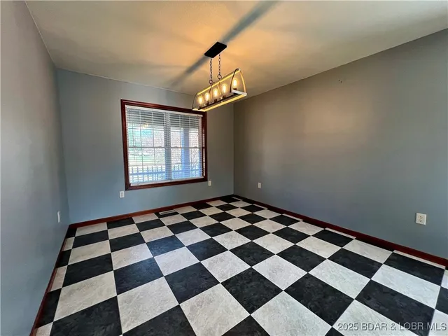 $360,000 | 12 Bonnie Drive, Iberia, MO 65486