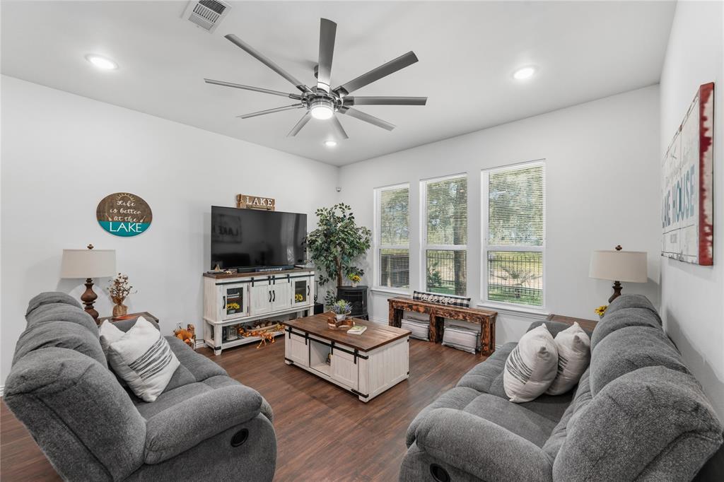 6156 Inca Drive Mabank, TX 75156 - Photo 8 of 39