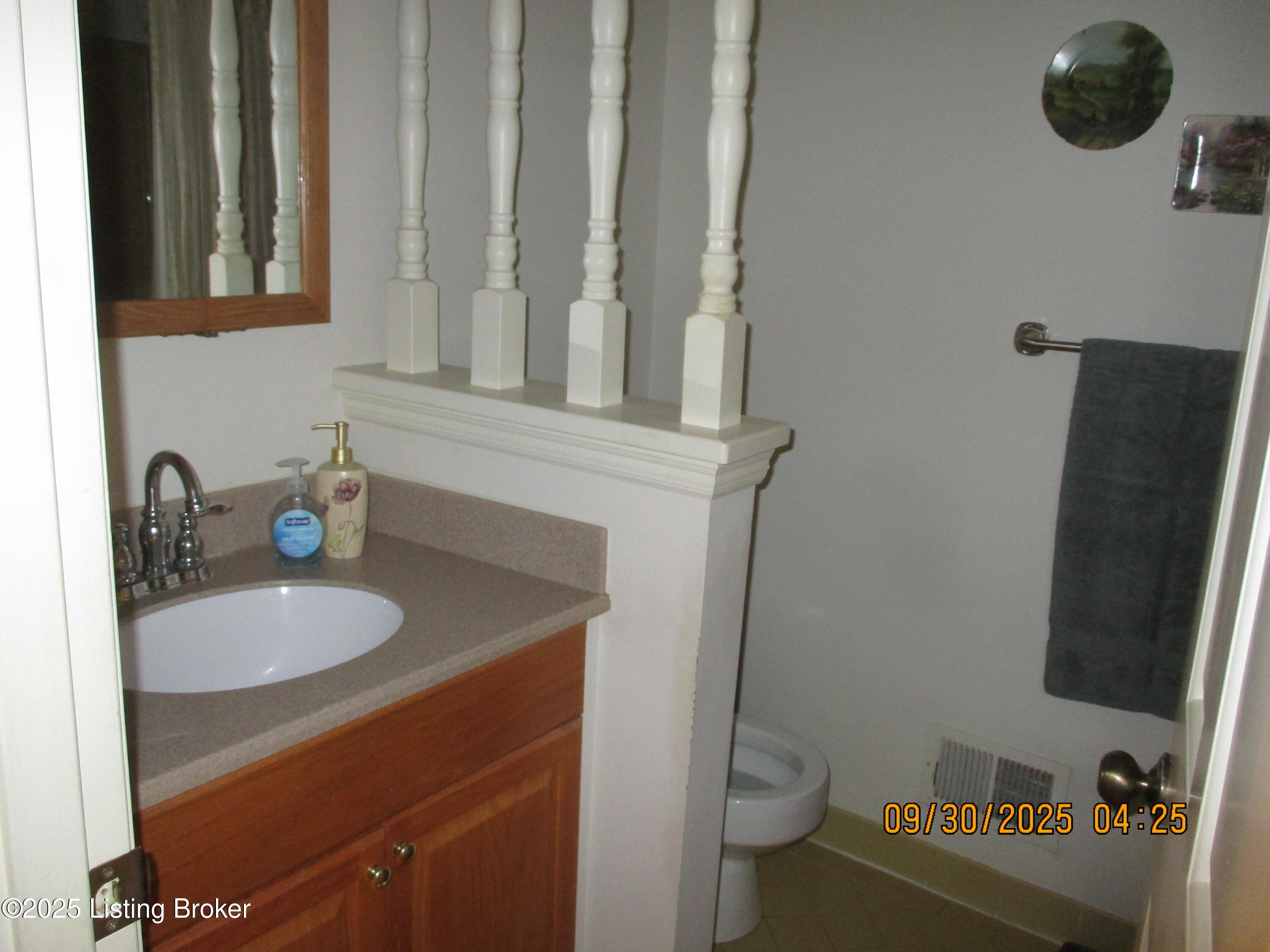 11212 Finchley Road Louisville, KY 40243 - Photo 16 of 27 IMG_3566