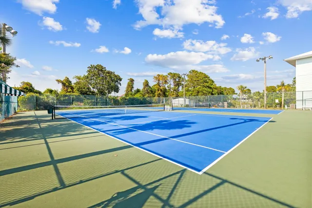 a view of a tennis court