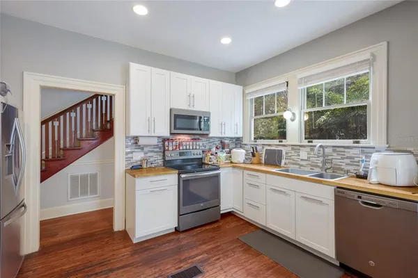 $695,000 | 904 22nd Street West, Bradenton, FL 34205