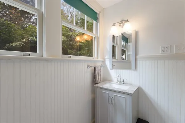 $695,000 | 904 22nd Street West, Bradenton, FL 34205