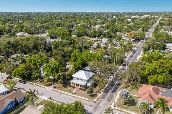 $695,000 | 904 22nd Street West, Bradenton, FL 34205