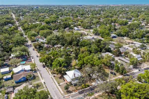 $695,000 | 904 22nd Street West, Bradenton, FL 34205