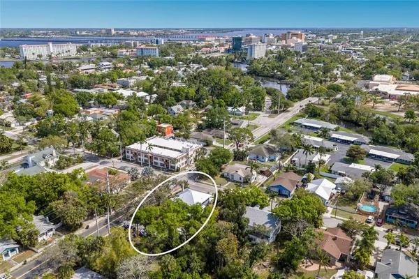 $695,000 | 904 22nd Street West, Bradenton, FL 34205