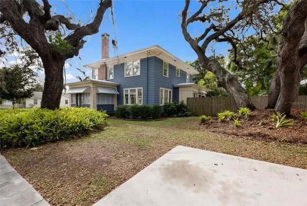 $695,000 | 904 22nd Street West, Bradenton, FL 34205
