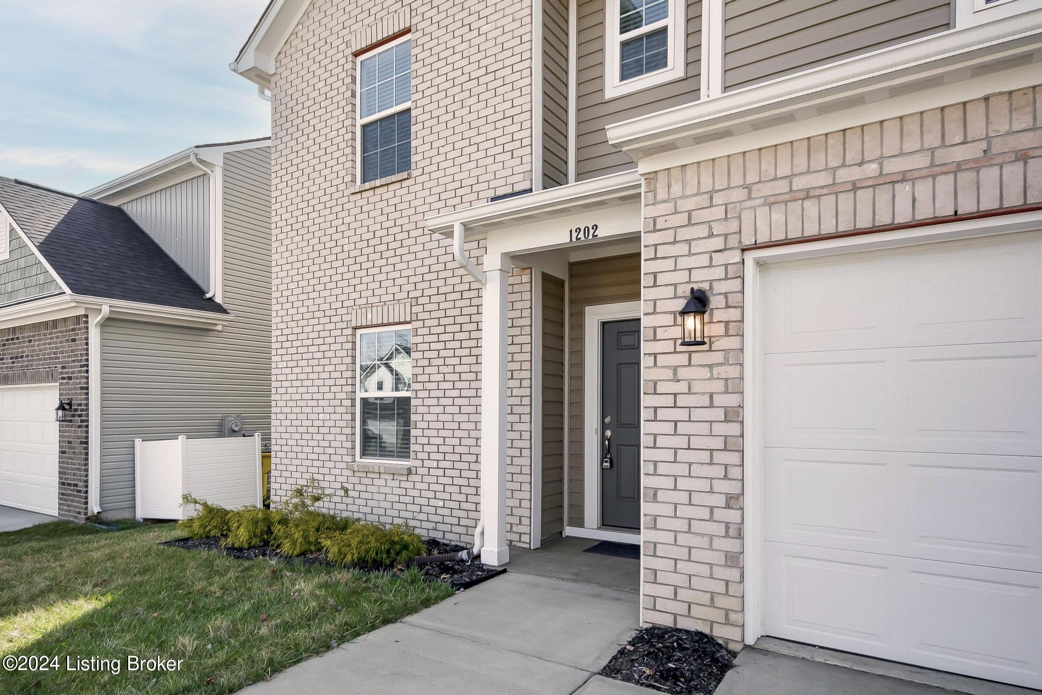 1202 Johnson Ridge Road Louisville, KY 40245 - Photo 6 of 63 1202_Johnson_Ridge_Rd_40245_306