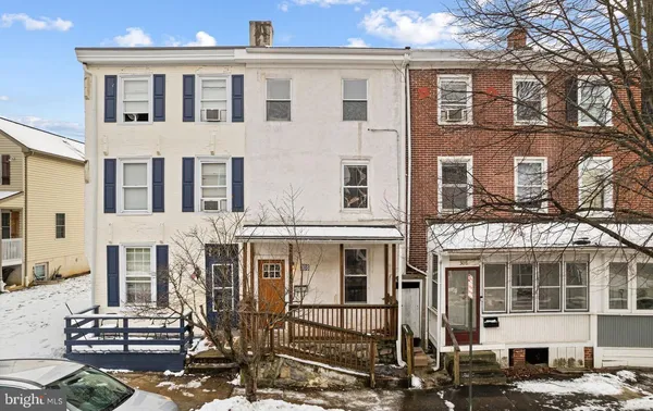 $3,200 | 308 East Miner Street, West Chester, PA 19382