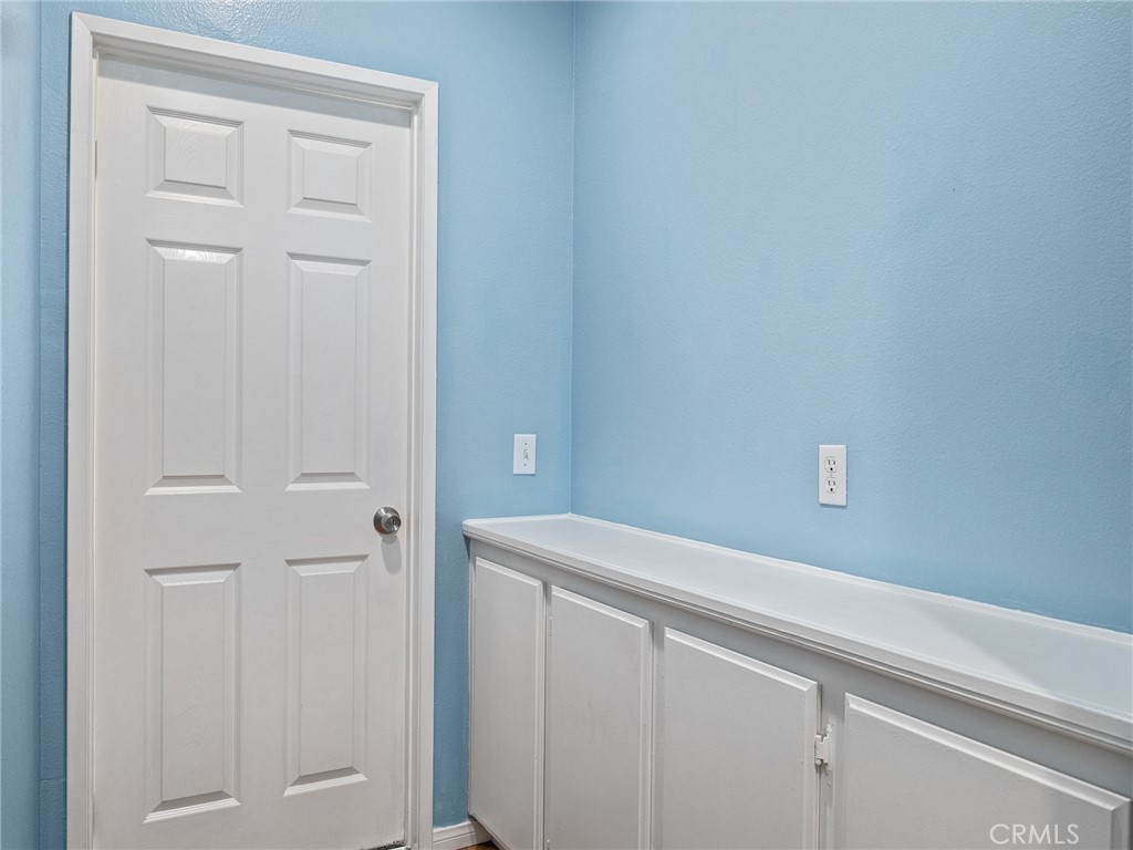 14400 Jeremiah Street Adelanto, CA 92301 - Photo 23 of 45 a view white cabinets