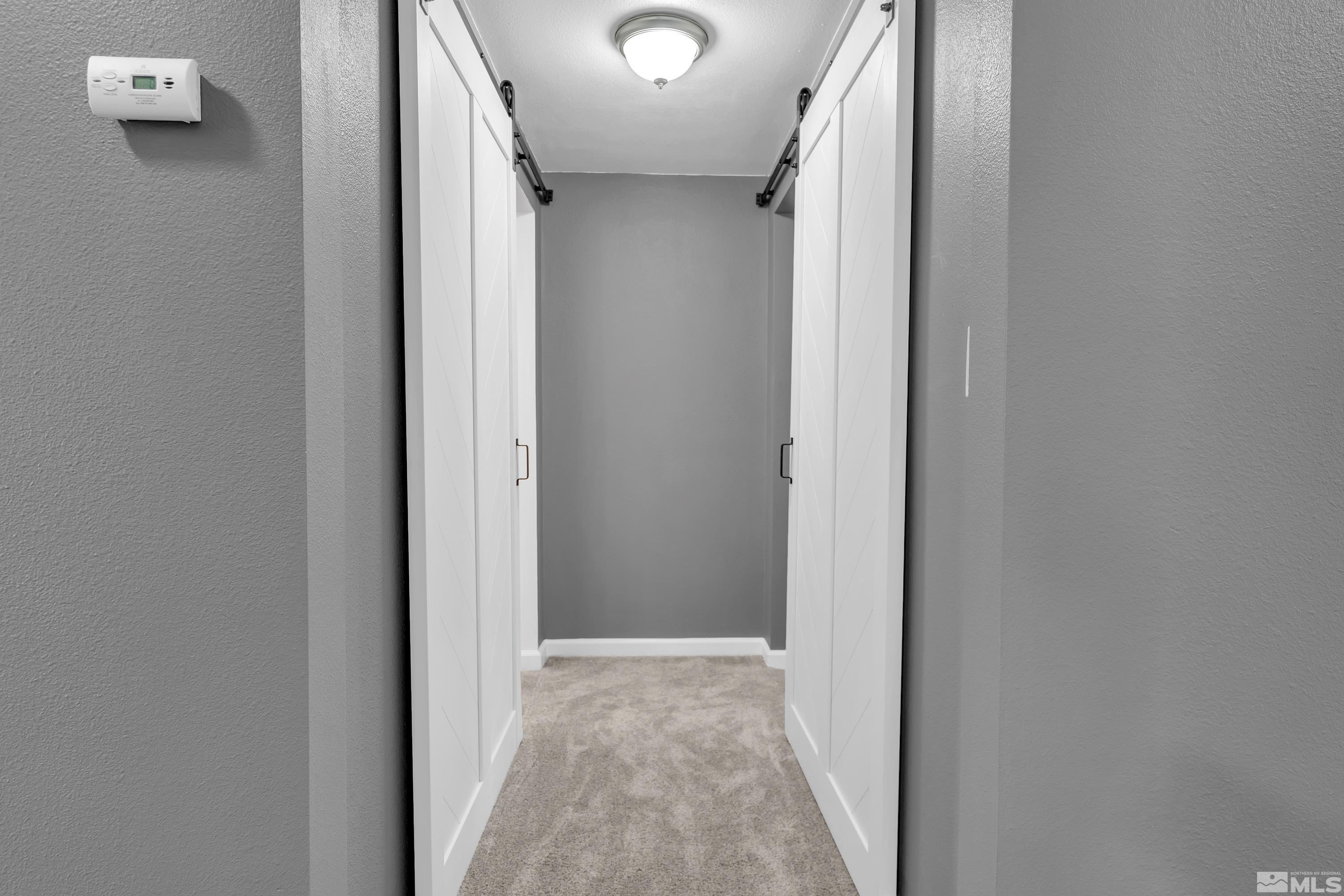 635 Wiggins Court Reno, NV 89506 - Photo 11 of 20 a view of a hallway