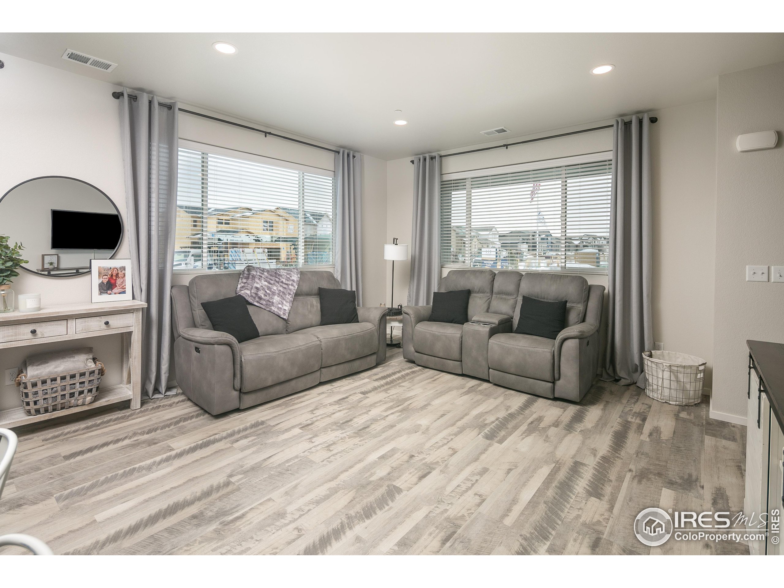 6603 4th St Road, Unit 6 Greeley, CO 80634 - Photo 6 of 25 Gallery Image 6