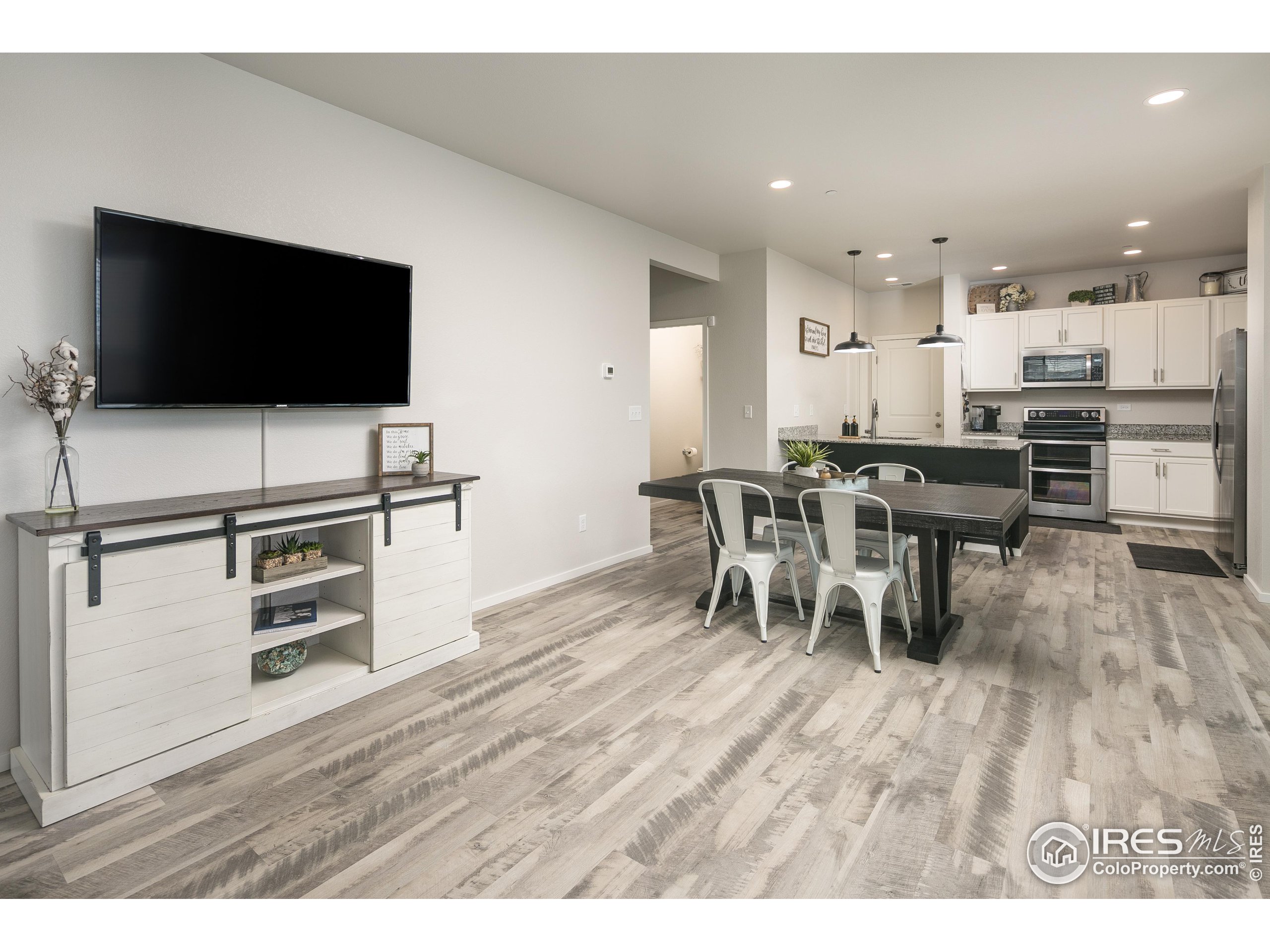 6603 4th St Road, Unit 6 Greeley, CO 80634 - Photo 9 of 25 Gallery Image 9
