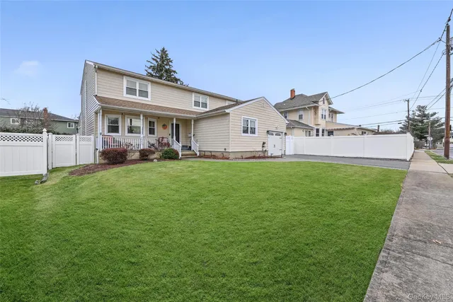 $1,199,000 | 3993 Fulton Avenue, Seaford, NY 11783