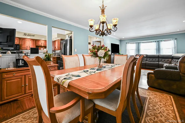 $1,199,000 | 3993 Fulton Avenue, Seaford, NY 11783