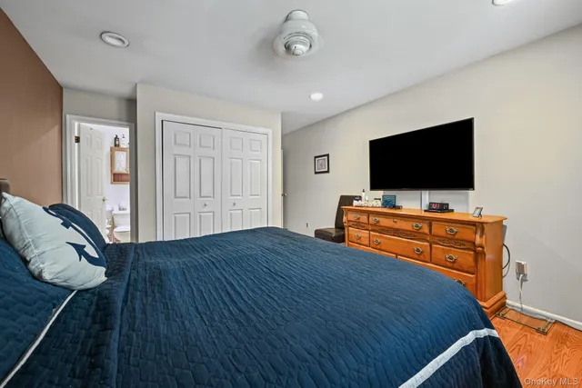 $1,199,000 | 3993 Fulton Avenue, Seaford, NY 11783