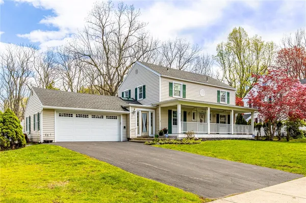 $349,900 | 353 Pinecrest Drive, Irondequoit, NY 14617