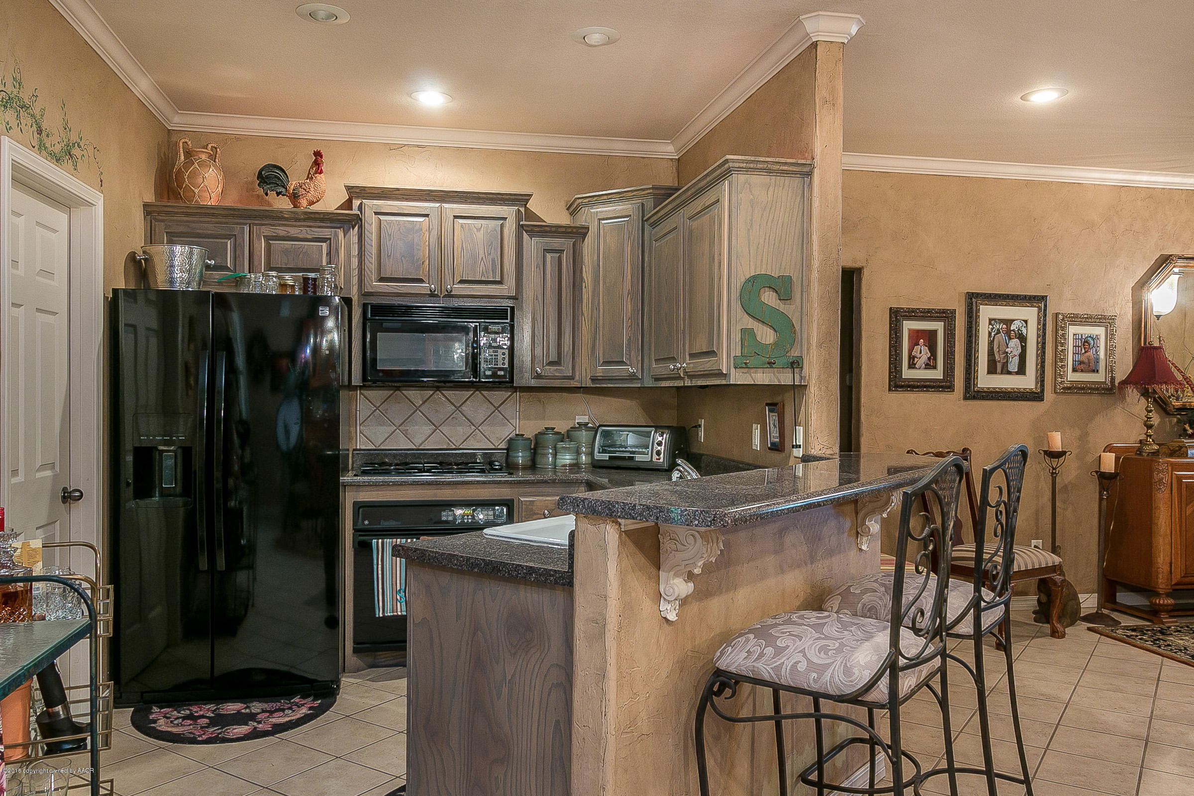 6600 Rally Road Amarillo, TX 79119 - Photo 7 of 22 Breakfast Bar