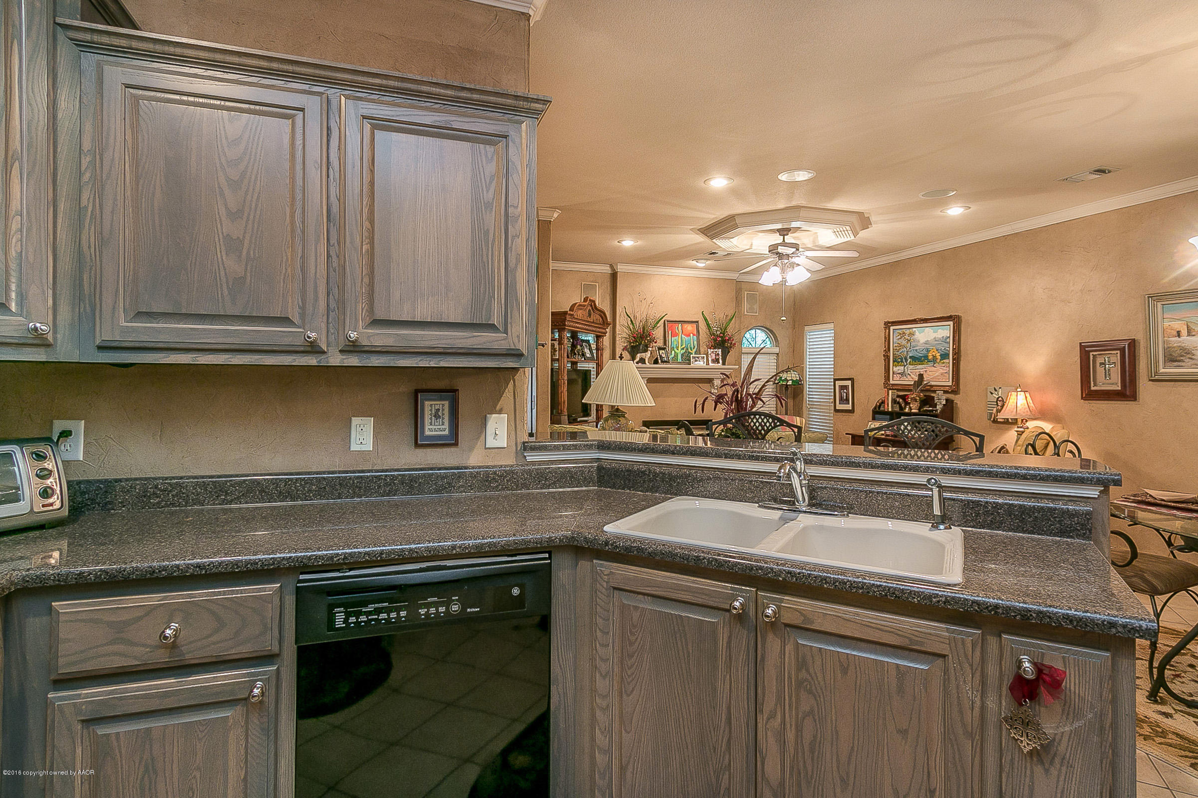 6600 Rally Road Amarillo, TX 79119 - Photo 9 of 22 Kitchen 2
