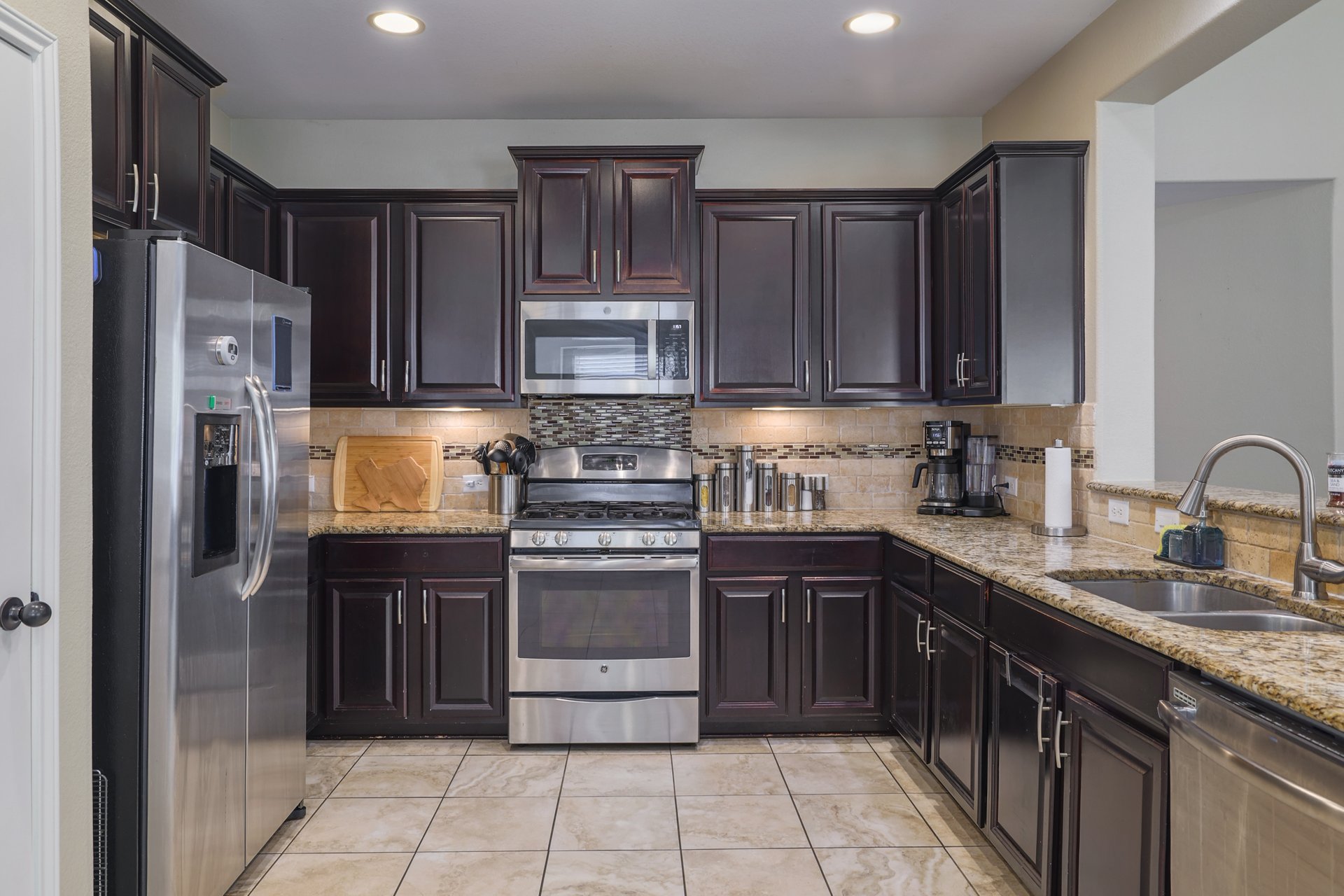 2524 Muzzie Lane Leander, TX 78641 - Photo 13 of 40