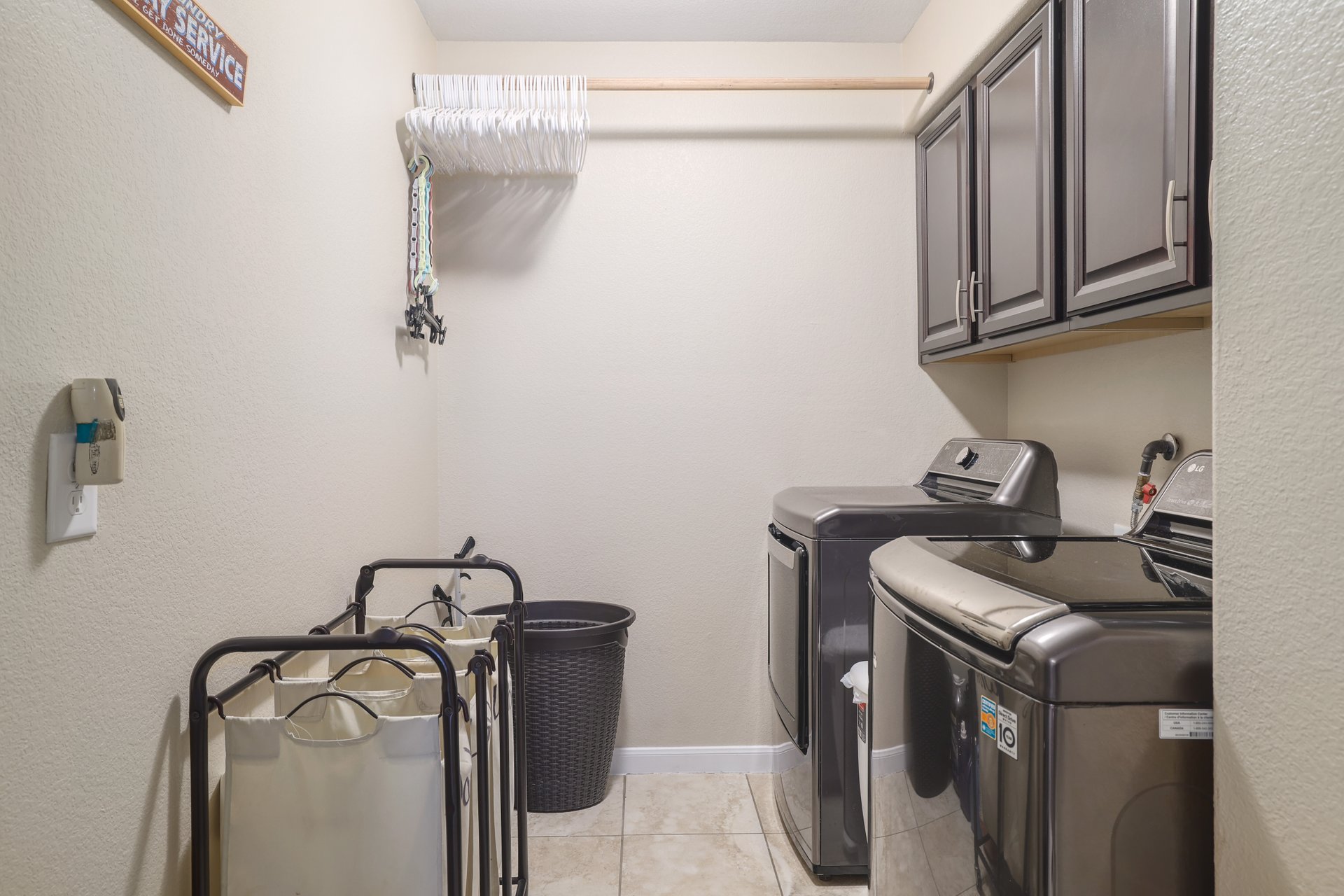 2524 Muzzie Lane Leander, TX 78641 - Photo 27 of 40 Oversized laundry room